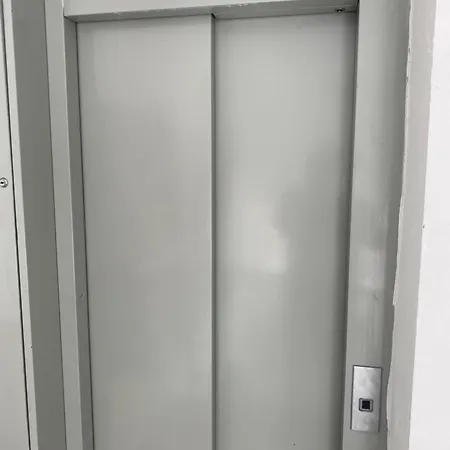 Large On The 5th Floor With A Sea View 502 아파트 *