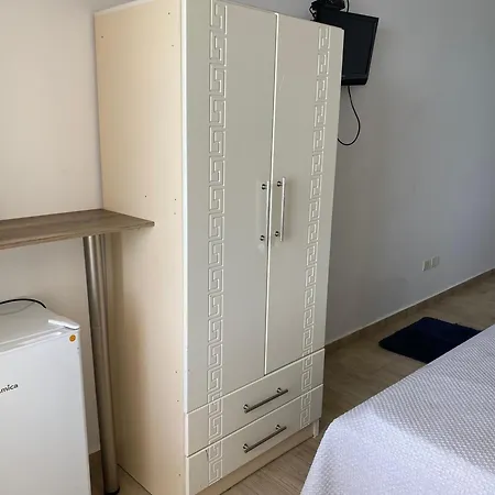 아파트 Large On The 5th Floor With A Sea View 502